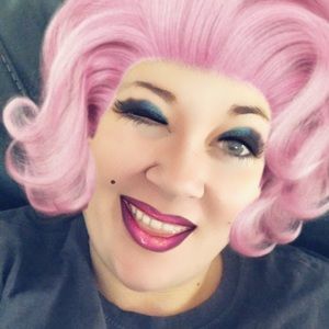 Meet your Posher, Sheila